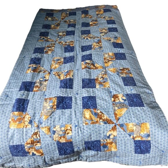 Handmade Children's Animal Print/ Cat Print 2 Sided Reversible Quilt 61"x34" - Picture 2 of 9